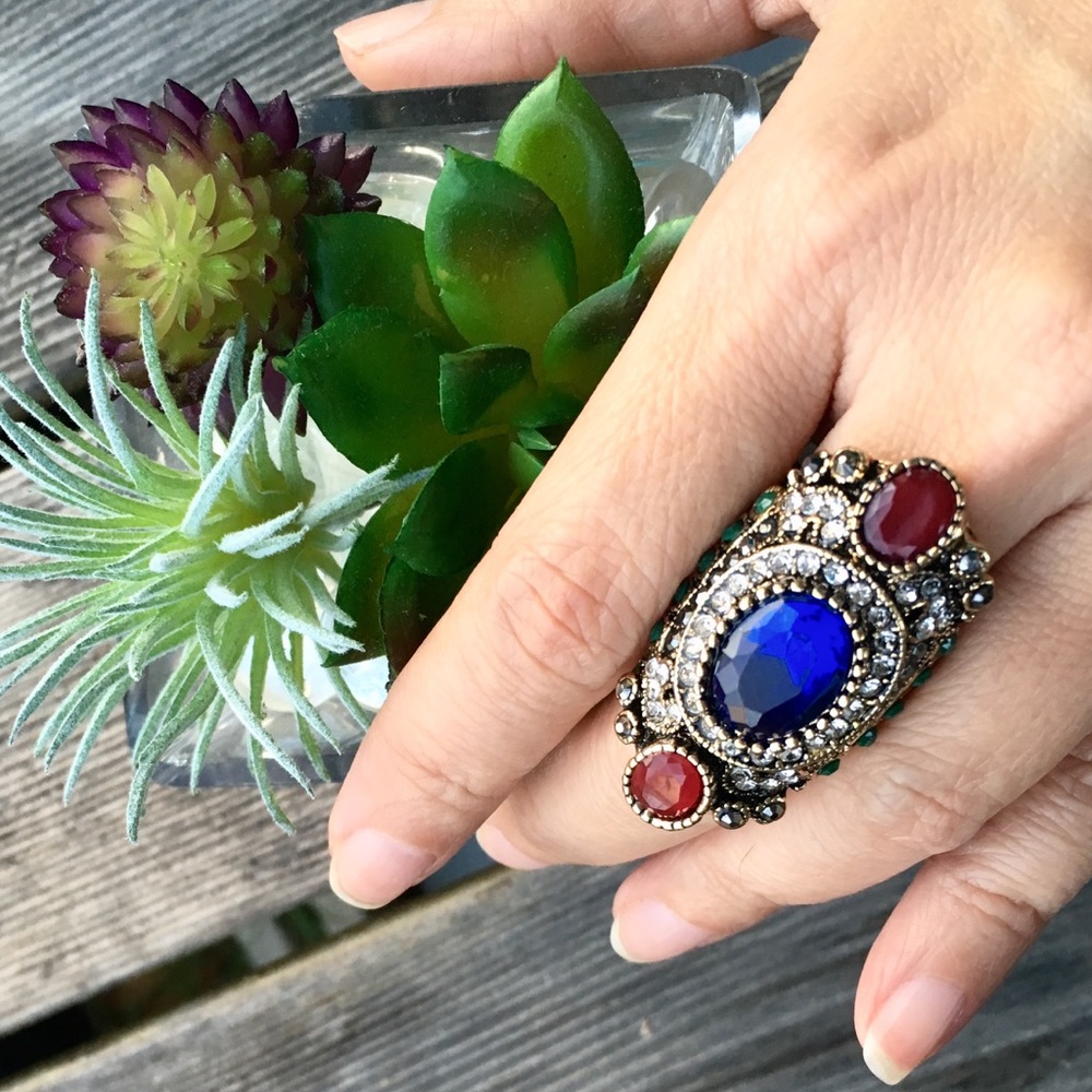 Vintage Style Crystal Ring